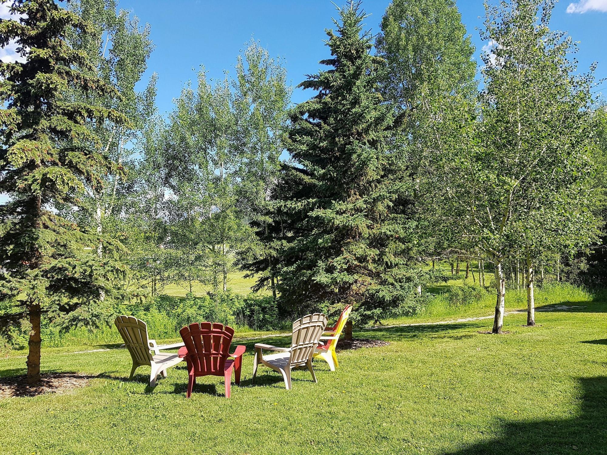 Sunset Mountain Inn Canmore Eksteriør billede