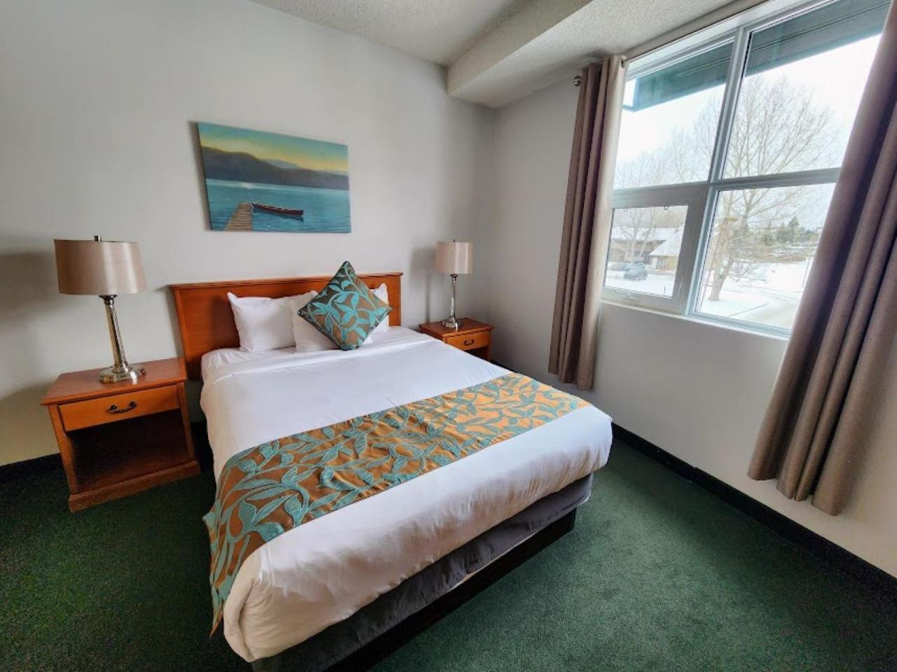Sunset Mountain Inn Canmore Eksteriør billede